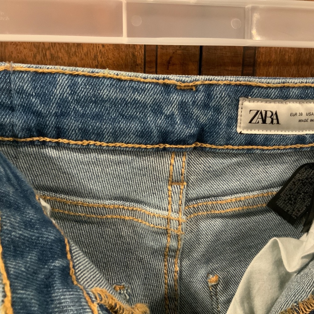 Jeans - Picture 4 of 4